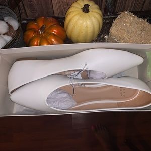White Pointed Toe Flat